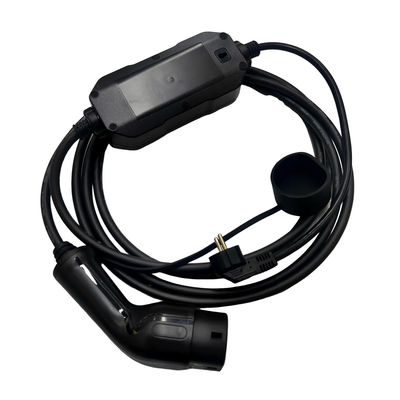 IEC62196標準2.1のSchukoのTPUケーブルを持つ充満プラグEVの携帯用充電器