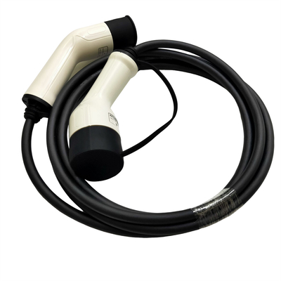 IP54調節可能なヨーロッパ規格5MケーブルEVの携帯用充電器AC 32A